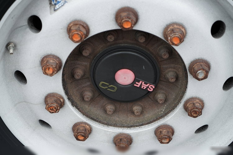 Wielton / WYWROTKA / 41 M3 / ALUMINIOWA / 2x  OŚ PODNOSZONA / OSIE SAF / ALUFELGI  zdjęcie 19