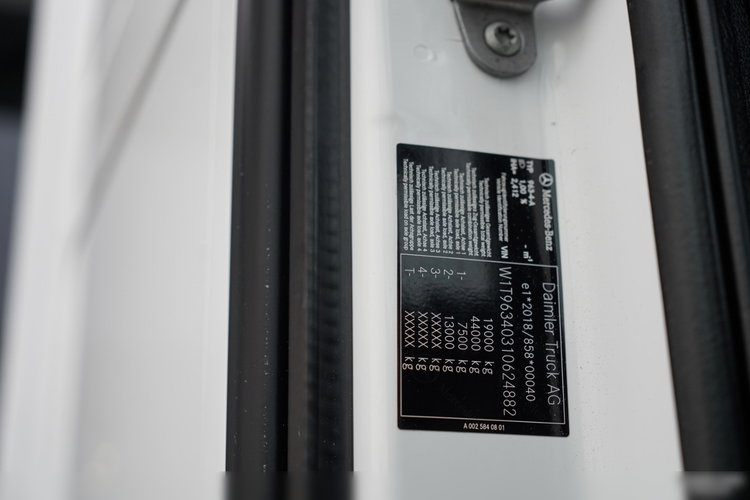 Mercedes ACTROS 1851 / RETARDER  / GIGA SPACE  / EURO 6 / zdjęcie 37