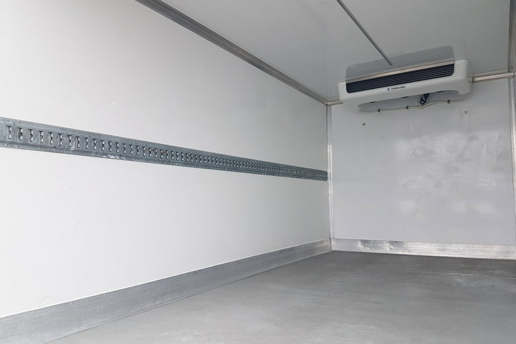 Renault Master 8EP CHŁODNIA MROŹNIA 4.22x2.10x2.01 IZOTERMA AGREGAT THERMO KING V-500 zdjęcie 26