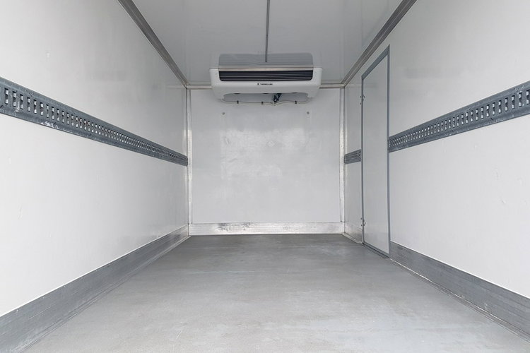 Renault Master 8EP CHŁODNIA MROŹNIA 4.22x2.10x2.01 IZOTERMA AGREGAT THERMO KING V-500 zdjęcie 24