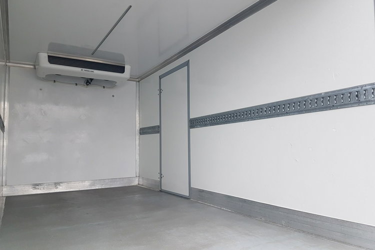 Renault Master 8EP CHŁODNIA MROŹNIA 4.22x2.10x2.01 IZOTERMA AGREGAT THERMO KING V-500 zdjęcie 25