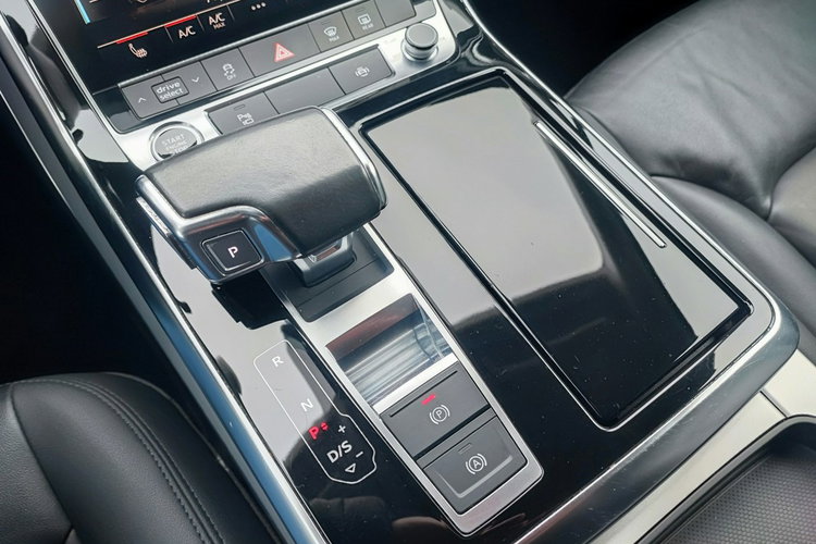 Audi Q7 Krajowy + + S-Line zdjęcie 17