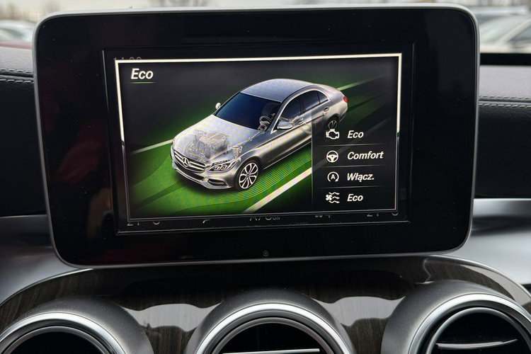 Mercedes C 300 C300 245 KM pakiet amg Panorama stan BDB Gwarancja zdjęcie 28