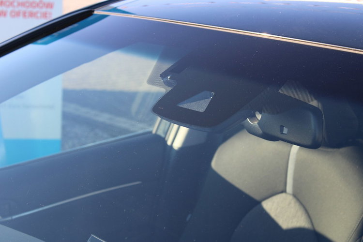 Toyota Camry 2.5 Hybrid e-CTV Comfort F-vat Kamera netto 73902 PLN Gwarancja zdjęcie 14