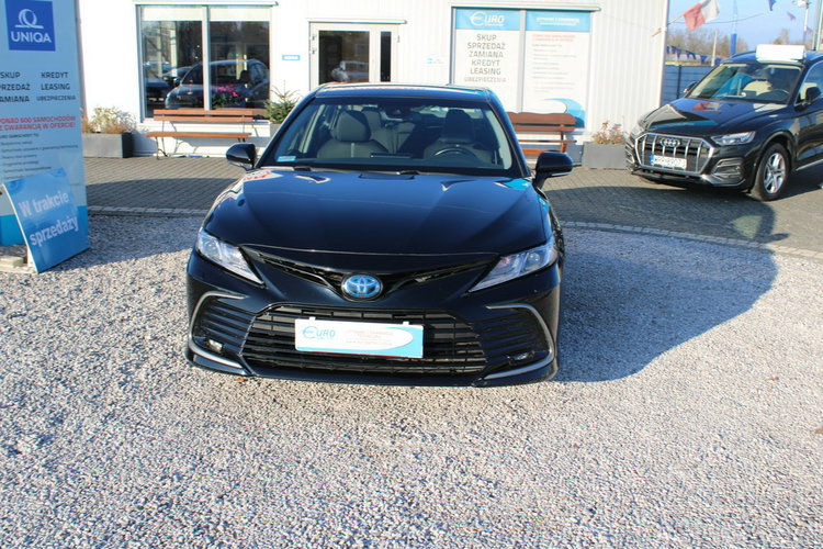 Toyota Camry 2.5 Hybrid e-CTV Comfort F-vat Kamera netto 73902 PLN Gwarancja zdjęcie 2