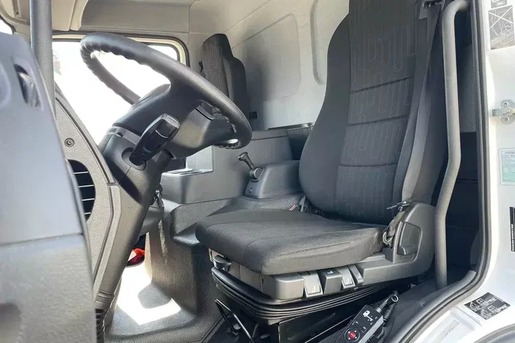 Mercedes ATEGO 816 , ładowność 3.1 tony zdjęcie 13