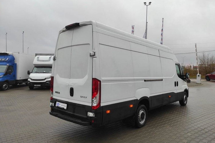 IVECO DAILY 35S15 zdjęcie 3