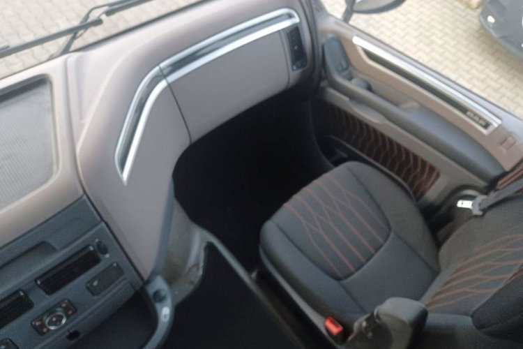 DAF XF 480 FT zdjęcie 7