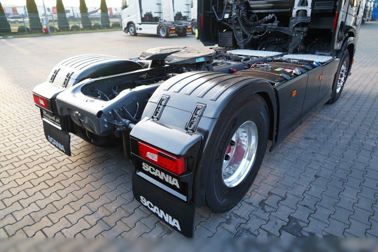 Scania S 500 / RETARDER / KLIMA POSTOJOWA / CAŁA NA PODUSZKACH / ALUFELGI / SKÓRY / zdjęcie 17