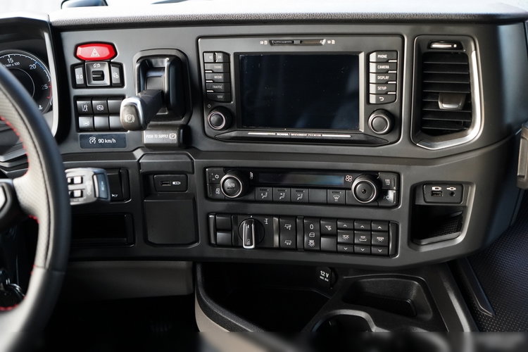 Scania S 500 / RETARDER / KLIMA POSTOJOWA / CAŁA NA PODUSZKACH / ALUFELGI / SKÓRY / zdjęcie 35