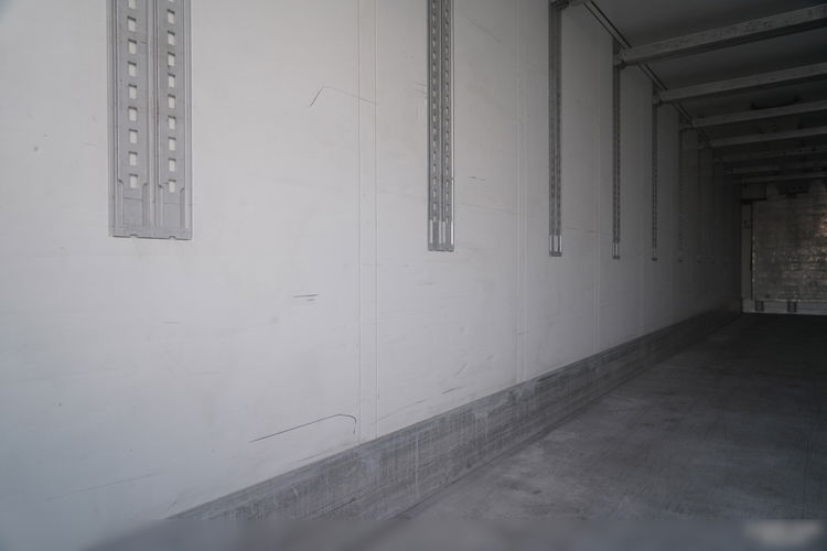 SCHMITZ CARGOBULL / CHŁODNIA / CARRIER VECTOR 1550 / OŚ PODNOSZONA / DOPPELSTOCK / KOSZE NA PALETY   zdjęcie 16