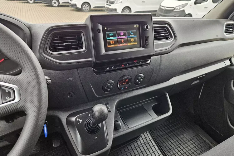 Renault Master L2H2 89999zł Netto Brygadówka 7 osób 2.3 dCi/150KM zdjęcie 21