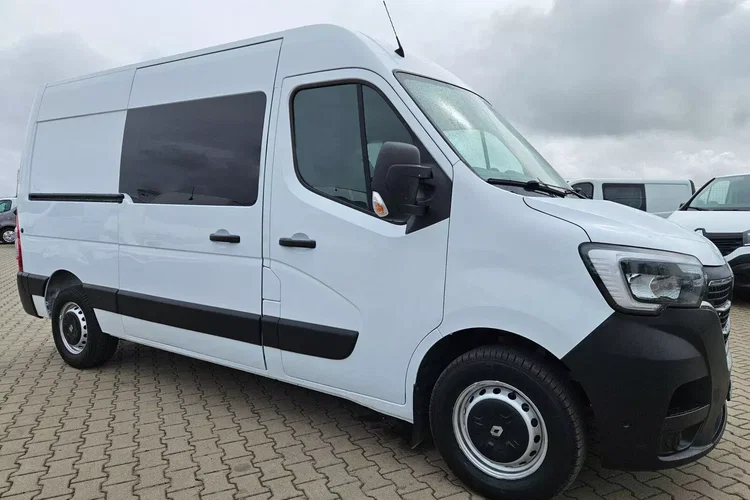 Renault Master L2H2 89999zł Netto Brygadówka 7 osób 2.3 dCi/150KM zdjęcie 3
