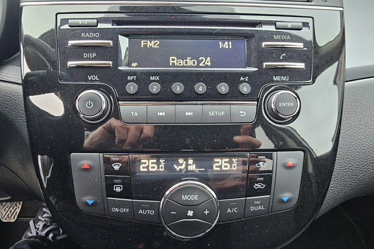 Nissan Pulsar Biała perła, radar , xenon, grzane fotele, ostrzeganie przed wypadkiem zdjęcie 18