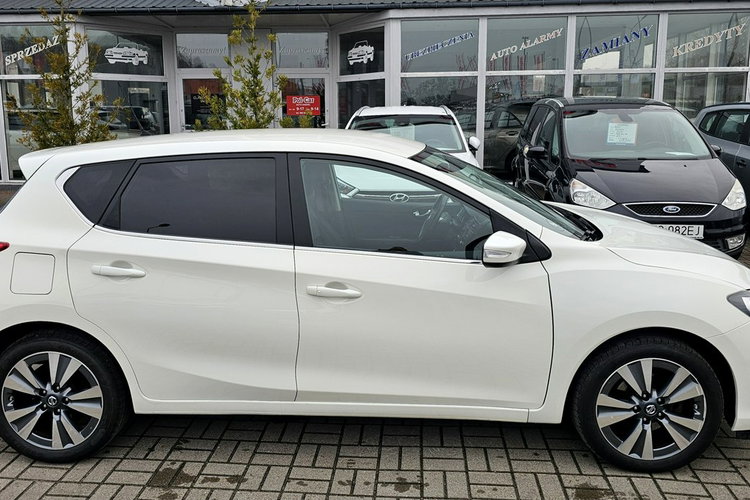 Nissan Pulsar Biała perła, radar , xenon, grzane fotele, ostrzeganie przed wypadkiem zdjęcie 5