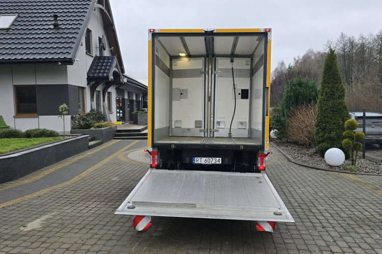 Iveco Daily 65C18 3.0 HI-MATIC / Chłodnia Mroźnia Winda zdjęcie 5