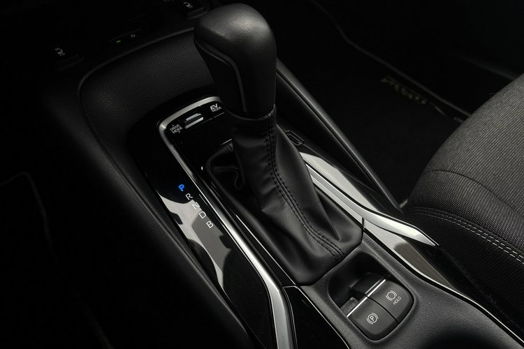 Toyota Corolla 1.8 Hybrid COMFORT TECH, salon Polska, gwarancja, FV23% zdjęcie 23