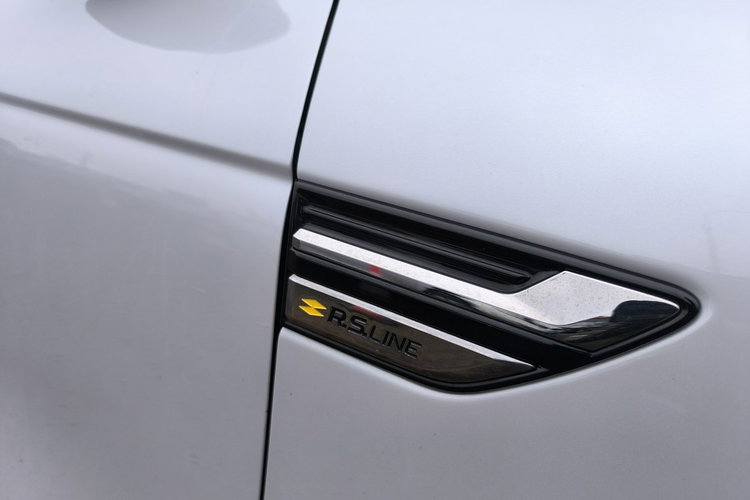 Renault Arkana 1.6 E-Tech hybrid 145 R.S. LINE Salon Polska zdjęcie 28