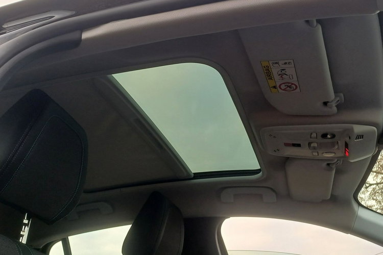 Peugeot 208 1.2 100KM Navi Kamera Panorama zdjęcie 16