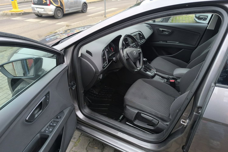 Seat Leon 1.4TSi 150KM Automat Klimatronic Full LED Salon Polska zdjęcie 8