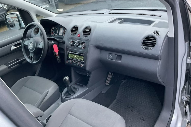 Volkswagen Caddy 2.0 MPI 109 KM 7osobowy MAXI 76 tyś km przebiegu NOWY Gaz/LPG2 zdjęcie 11