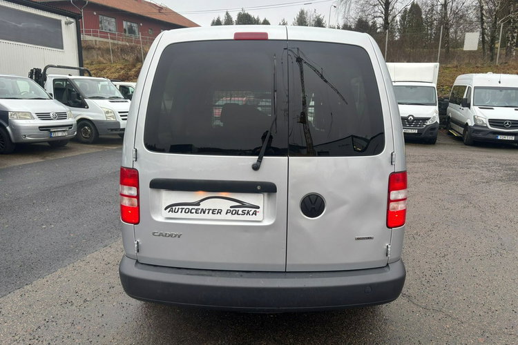 Volkswagen Caddy 2.0 MPI 109 KM 7osobowy MAXI 76 tyś km przebiegu NOWY Gaz/LPG2 zdjęcie 5
