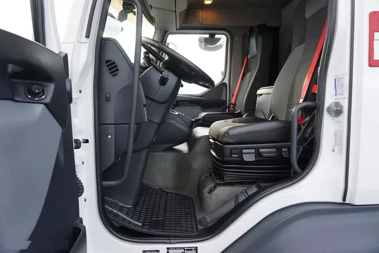 Renault D 16 / 280 / ACC / E 6 / BURTOFIRANKA + WINDA / ŁAD. 8 925 KG / 18 PALET zdjęcie 25