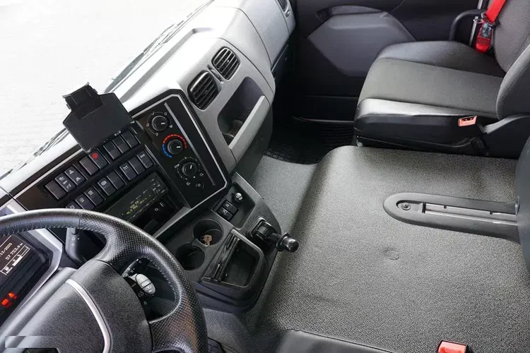 Renault D 16 / 280 / ACC / E 6 / BURTOFIRANKA + WINDA / ŁAD. 8 925 KG / 18 PALET zdjęcie 9