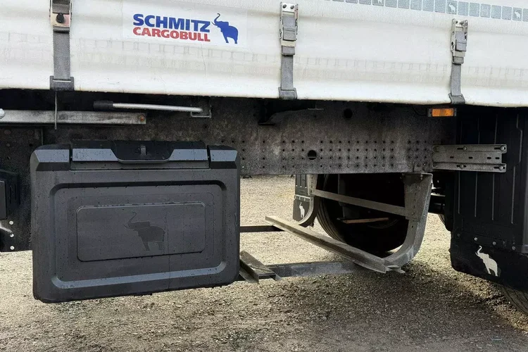 Schmitz Standard Rama Ocynk Oś podnoszona Grudzień 2019r zdjęcie 15