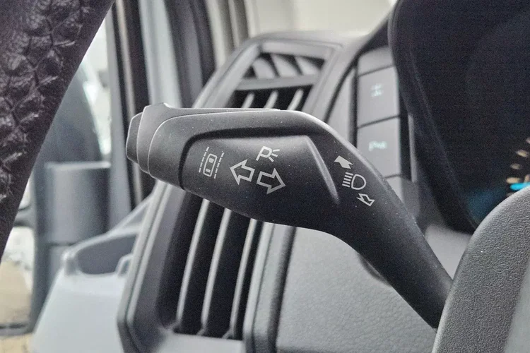 Ford transit L3H2 74999zł NETTO Brygadówka 6 osób 2.0TdCi/170KM zdjęcie 27