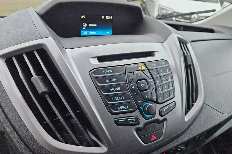 Ford transit L3H2 74999zł NETTO Brygadówka 6 osób 2.0TdCi/170KM zdjęcie 29