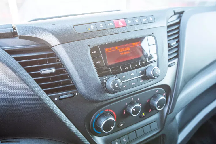 Iveco Daily L4H3 WYSOKI DACH 35S16 zdjęcie 11