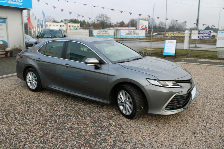 Toyota Camry 2.5 Hybrid e-CTV Comfort F-vat Kamera Gwarancja zdjęcie 4