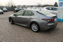 Toyota Camry 2.5 Hybrid e-CTV Comfort F-vat Kamera Gwarancja zdjęcie 8