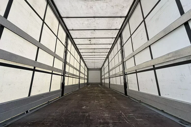 Schmitz Standard Rama Ocynk Oś podnoszona Grudzień 2019r zdjęcie 49