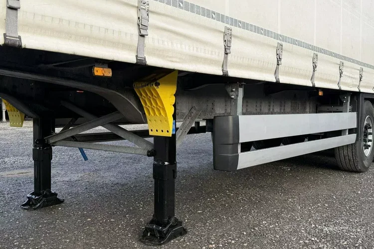 Schmitz Standard Rama Ocynk Oś podnoszona Grudzień 2019r zdjęcie 32