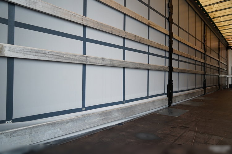 Wielton FIRANKA STANDARD / PODNOSZONY DACH / SYSTEM BDE - ROZSUWANE SŁUPKI / OŚ PODNOSZONA / MAŁO UŻYWANA  zdjęcie 16