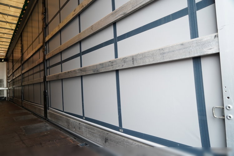 Wielton FIRANKA STANDARD / PODNOSZONY DACH / SYSTEM BDE - ROZSUWANE SŁUPKI / OŚ PODNOSZONA / MAŁO UŻYWANA  zdjęcie 17