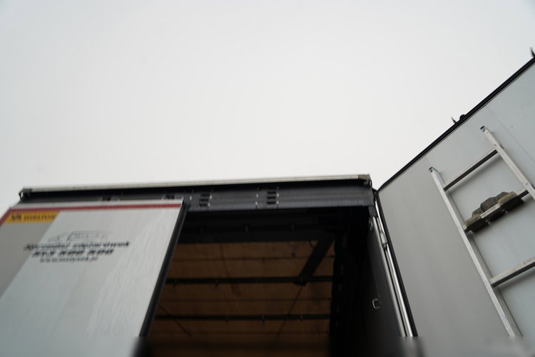 Wielton FIRANKA STANDARD / PODNOSZONY DACH / SYSTEM BDE - ROZSUWANE SŁUPKI / OŚ PODNOSZONA / MAŁO UŻYWANA  zdjęcie 31