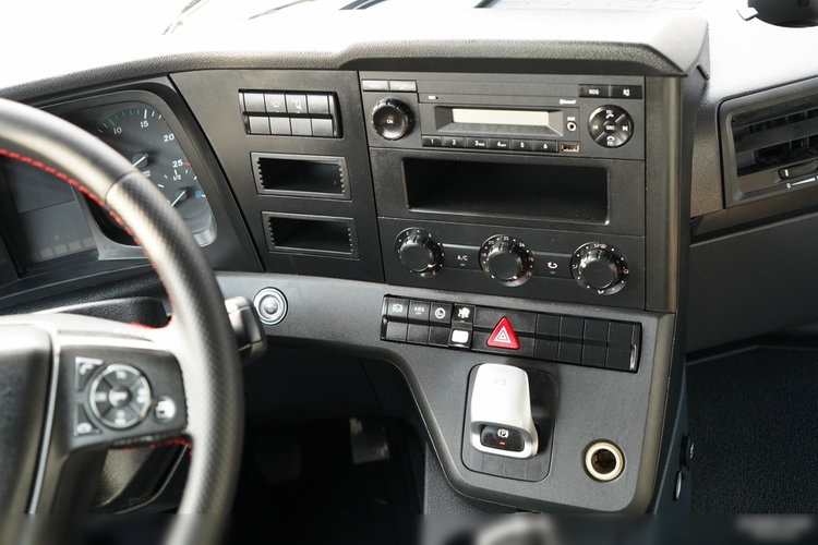 Mercedes -BENZ AROCS 4145 / 8x8 / WYWROTKA TYLNOZSYPOWA / KH KIPPER  / MANUAL /  EURO 6 zdjęcie 38