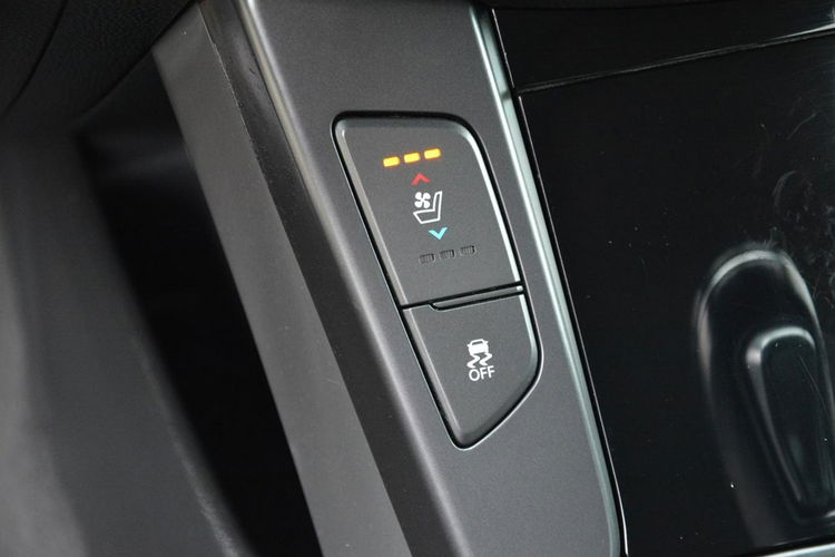 Hyundai i40 Premium Wentylacja bi-xenon Skóry Ledy Duza Navi Keyless go Kamera zdjęcie 28