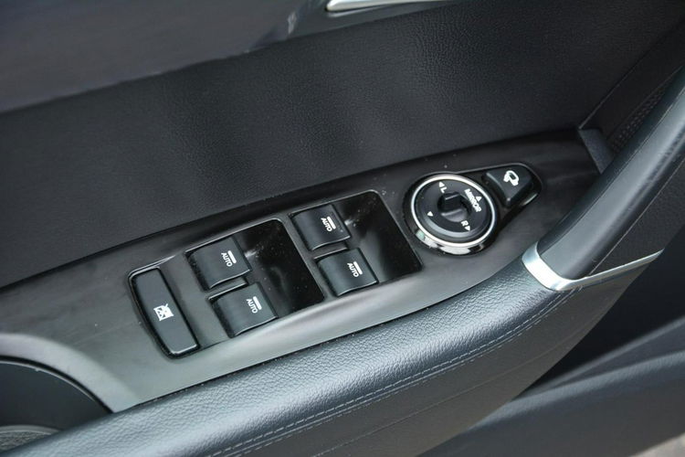 Hyundai i40 Premium Wentylacja bi-xenon Skóry Ledy Duza Navi Keyless go Kamera zdjęcie 31