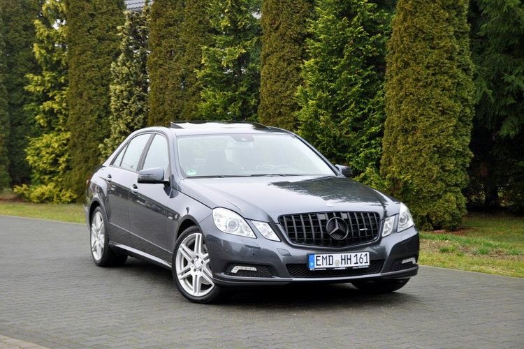 Mercedes E 350 3.0CDI(231KM) AMG Xenon Led Navi Parkt Skóry Szyber El.Fotel Alu18"ASO zdjęcie 2