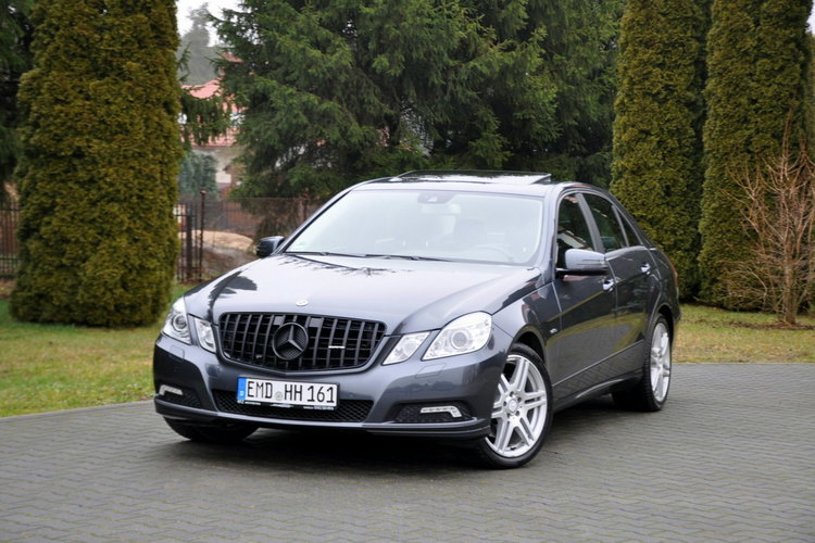Mercedes E 350 3.0CDI(231KM) AMG Xenon Led Navi Parkt Skóry Szyber El.Fotel Alu18"ASO zdjęcie 9