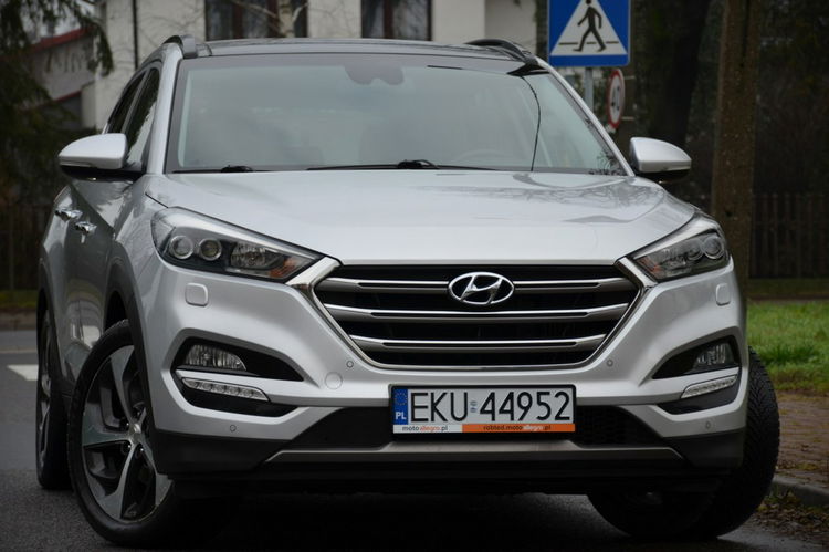 Hyundai Tucson 2.0CRDI 185KM Serwis Panorama Bi-xenon Navi Kamera Wentyle Grz.kiera zdjęcie 17