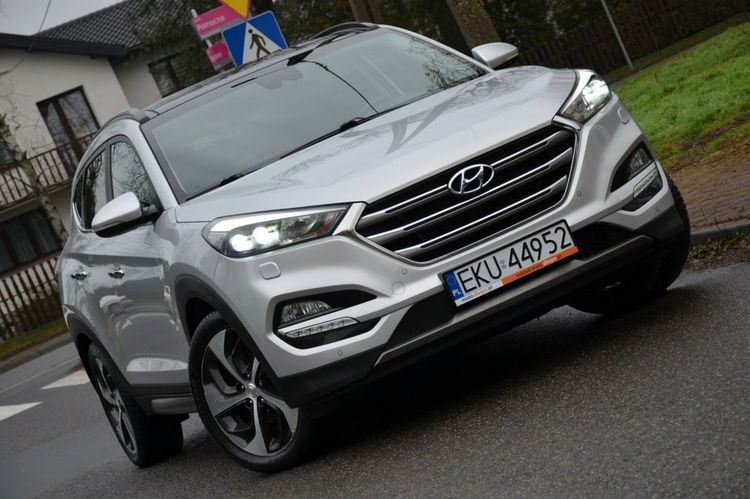 Hyundai Tucson 2.0CRDI 185KM Serwis Panorama Bi-xenon Navi Kamera Wentyle Grz.kiera zdjęcie 21