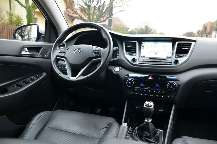 Hyundai Tucson 2.0CRDI 185KM Serwis Panorama Bi-xenon Navi Kamera Wentyle Grz.kiera zdjęcie 34