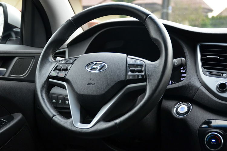 Hyundai Tucson 2.0CRDI 185KM Serwis Panorama Bi-xenon Navi Kamera Wentyle Grz.kiera zdjęcie 35