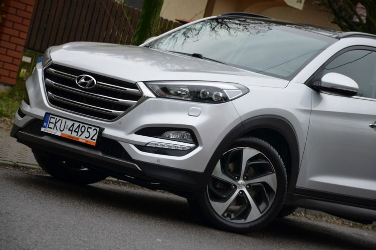 Hyundai Tucson 2.0CRDI 185KM Serwis Panorama Bi-xenon Navi Kamera Wentyle Grz.kiera zdjęcie 4