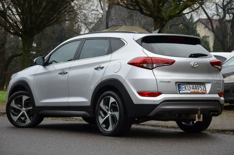 Hyundai Tucson 2.0CRDI 185KM Serwis Panorama Bi-xenon Navi Kamera Wentyle Grz.kiera zdjęcie 7